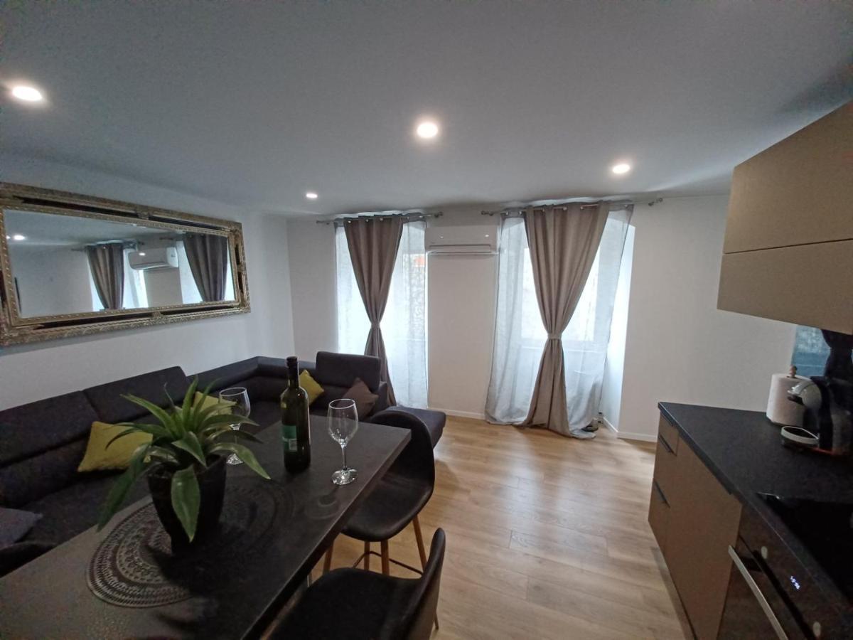 In The Centar Of Rijeka Apartment Exterior photo